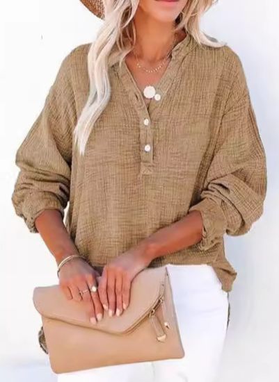 AYLA™ – Legere V-Ausschnitt Bluse