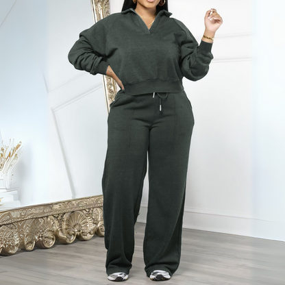 Lässiges Set aus Sweatshirt mit langen Ärmeln und Jogginghose