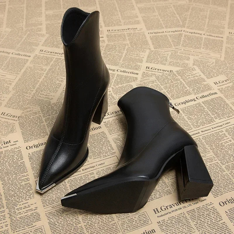 NOX™ - Chelsea Boots mit Chromspitze