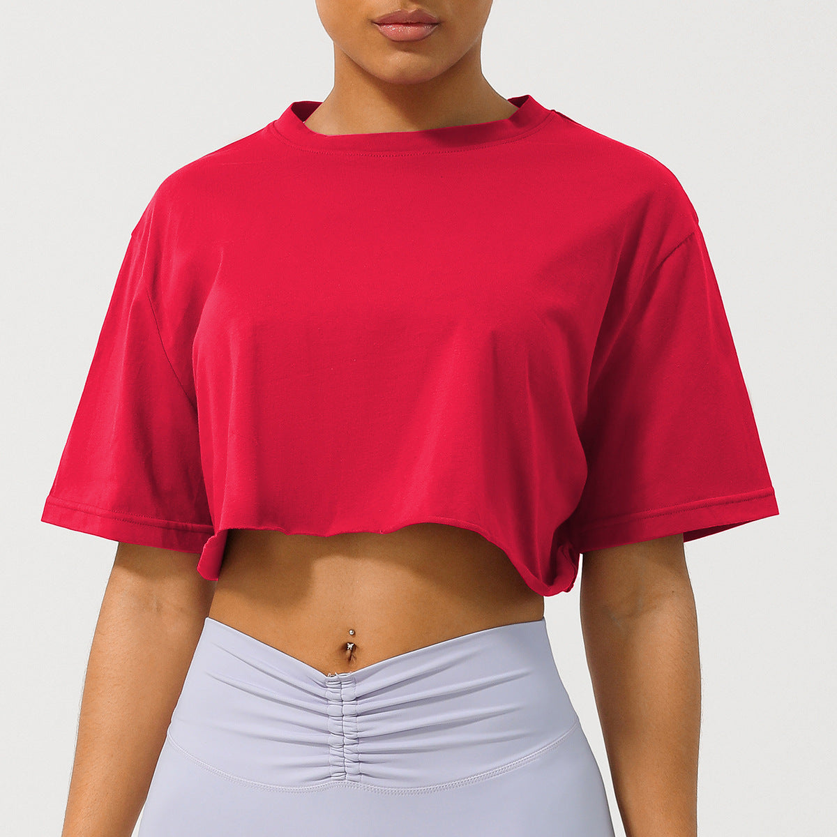 CASSIA™ – Entspannte Passform Crop Tee