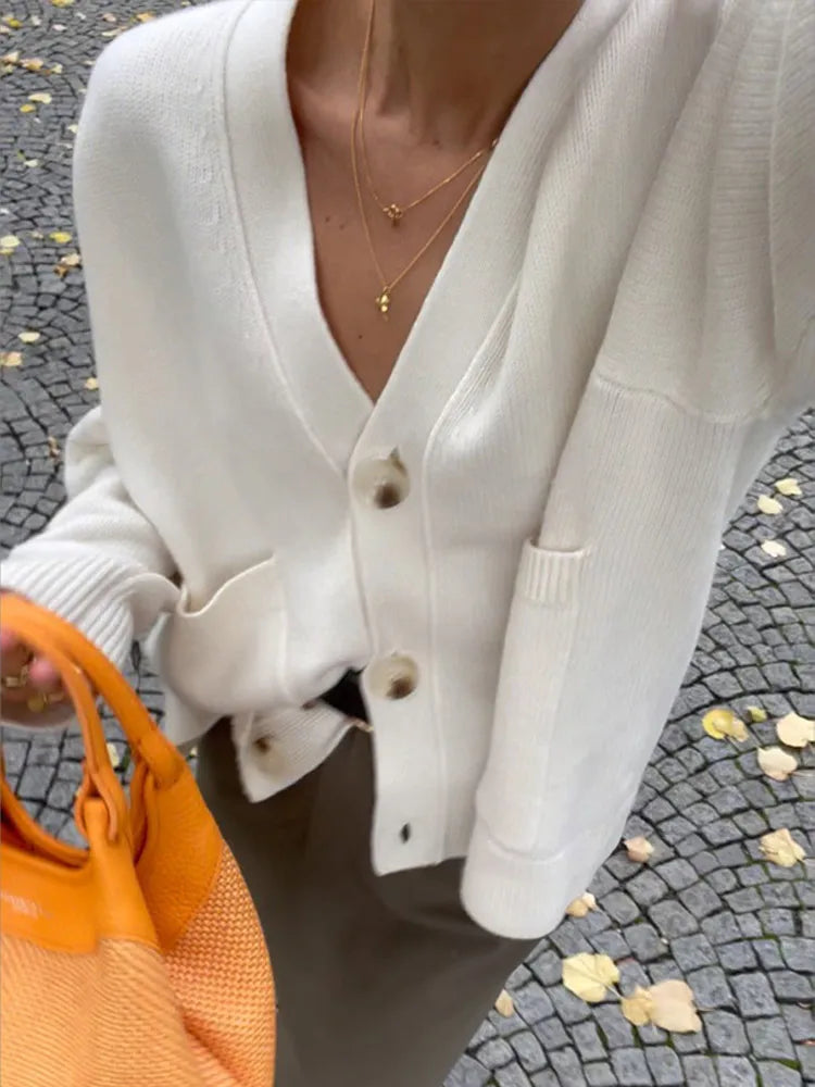 JULIETTE™ - V-Ausschnitt Strickcardigan